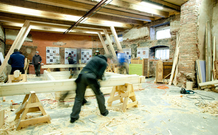 log building with hand tools